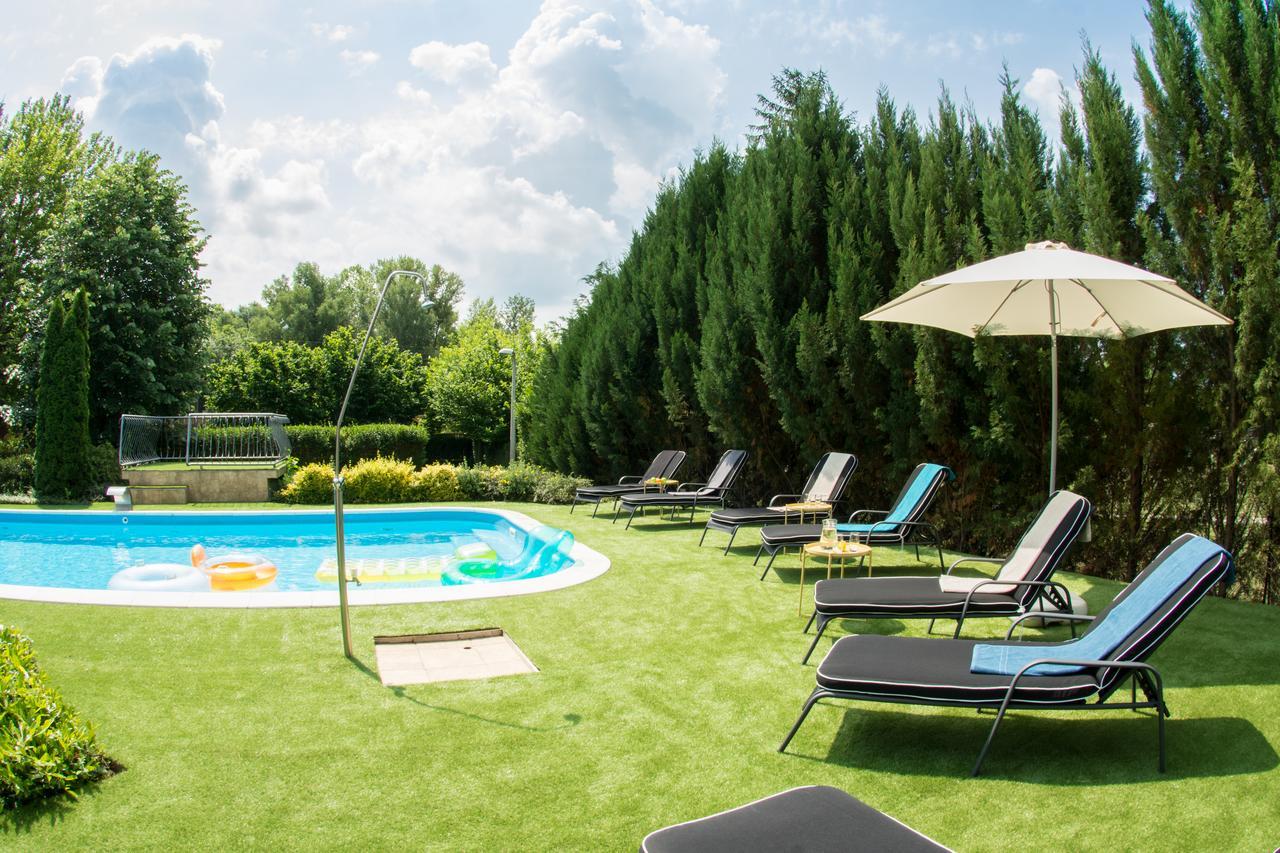 Villa Oliva Boutique Rooms Zamárdi Eksteriør bilde